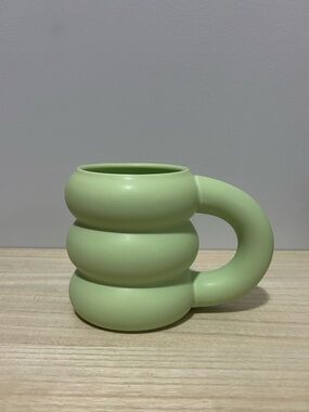 NEW Blume Green Cloud Mug